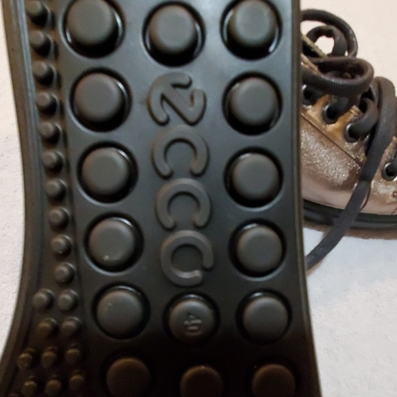 Ecco shoes - Picture 5 of 8